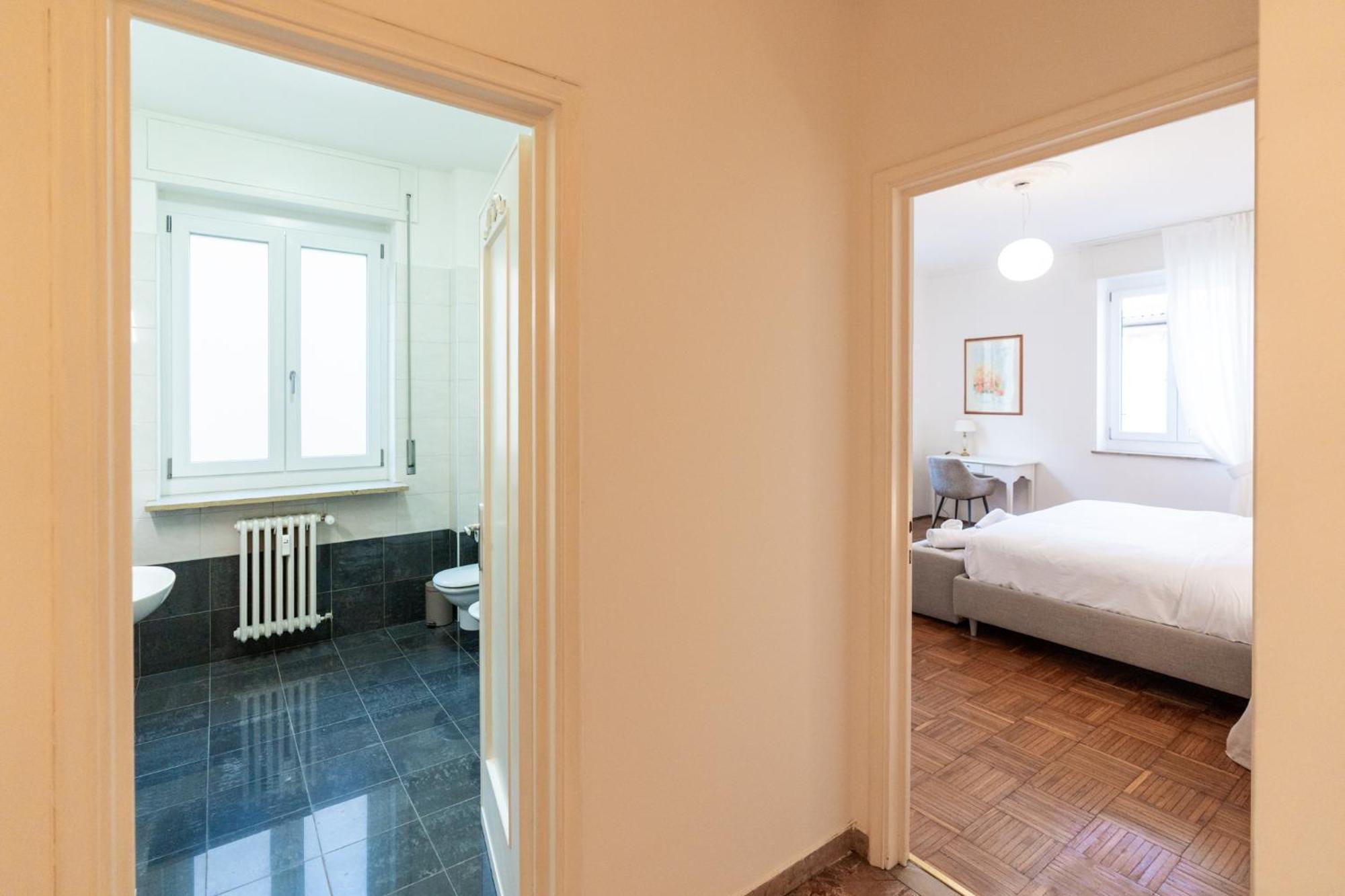Domus Verona - Elegante Residenza Con Affaccio Su Porta Leoni ห้อง รูปภาพ