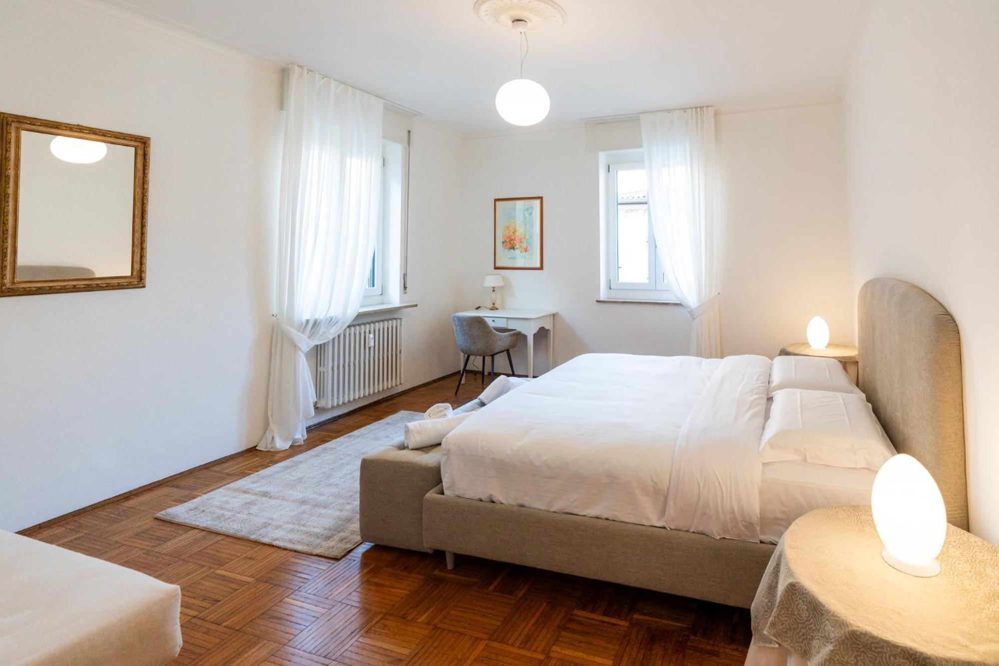 Domus Verona - Elegante Residenza Con Affaccio Su Porta Leoni ห้อง รูปภาพ